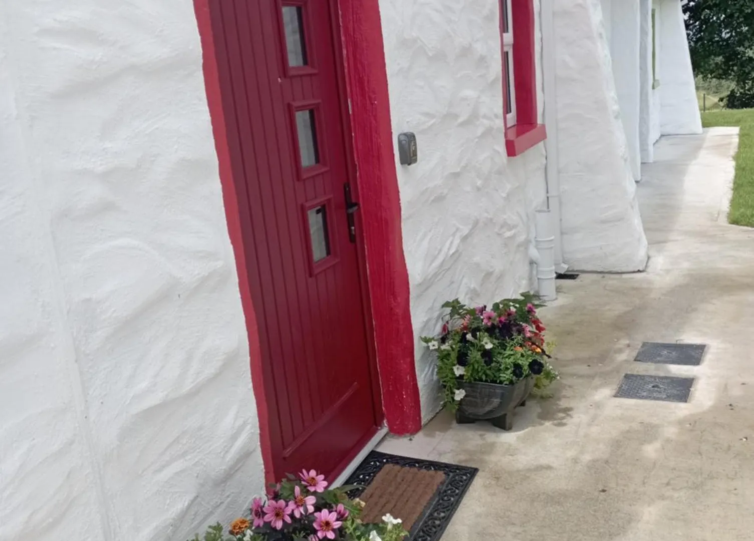 Tiernan'S Luxury Cottages Charlestown 0*,  Ireland